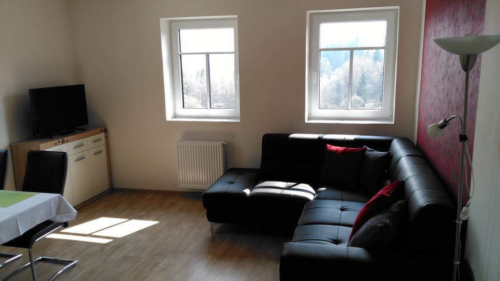 Apartmany Na Vysluni Horní Maxov エクステリア 写真